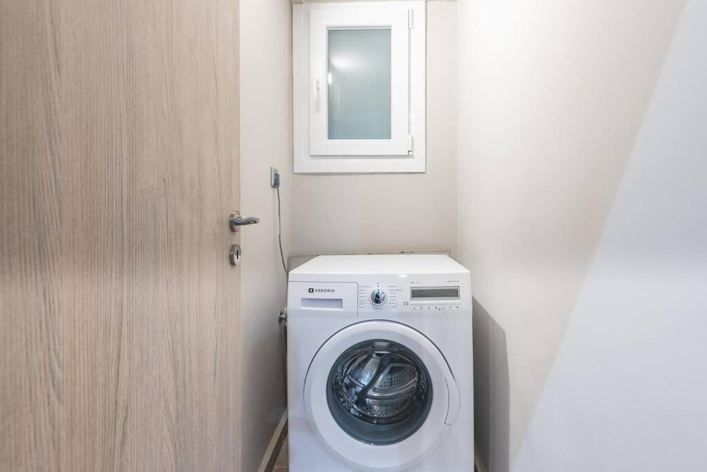 Rest Sleep Repeat By Museum-2 Apartment Athens Ngoại thất bức ảnh